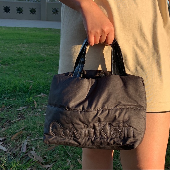 Small Calvin Klein Puffer Bag - Picture 2 of 2